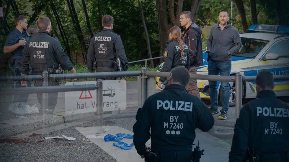 🇩🇪Niemcy: Monachium. Dwóch Somalijczyków pocięło się nożami na Berg-am-Laim