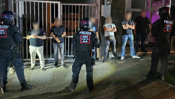 Niemcy: Nadrenia Północna-Westfalia. AfD: walka z przestępczością klanową już przegrana