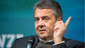 Niemcy. Sigmar Gabriel broni decyzji Merkel o otwarciu granic w 2015 r.