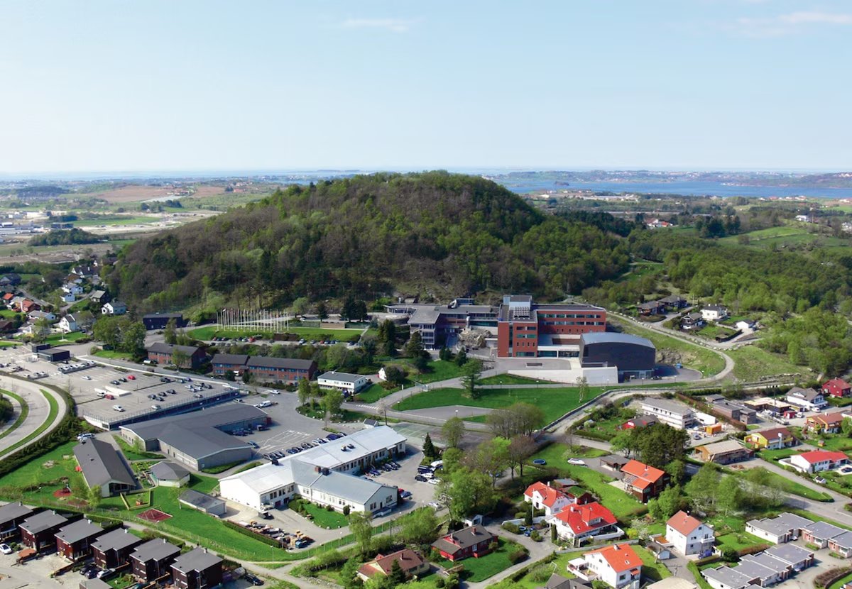 🇳🇴Norwegia: Stavanger. Siedemnastolatek podejrzany o planowanie zamachu na bazę NATO
