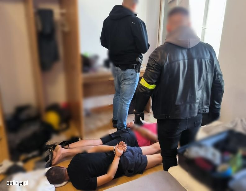 🇵🇱Polska: Gdańsk. Białorusini z pistoletem zmusili taksówkarza do jazdy do Sopotu