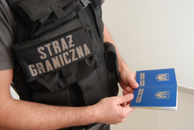 Polska: Gliwice, Nysa, Sosnowiec. Straż Graniczna przejmuje i deportuje Ukraińców wychodzących z więzienia