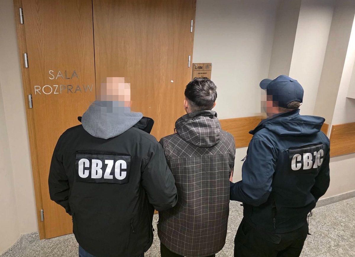 🇵🇱Polska: Kraków. Zatrzymano rosyjskiego uchodźcę podejrzanego o włamanie do systemu sklepu