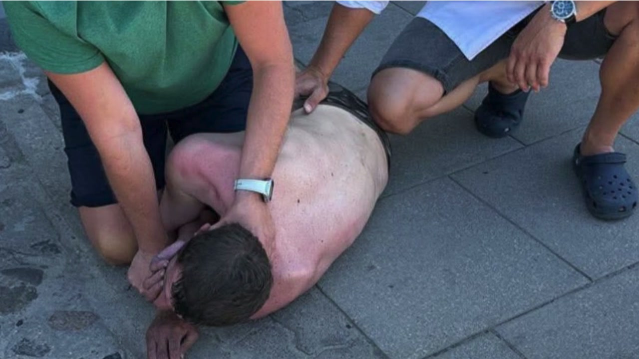 🇵🇱Polska: Łódź. 40-letni Ukrainiec z siekierą zdemolował samochód, obezwładnili go świadkowie