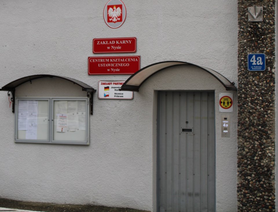 🇵🇱Polska: Nysa. Gruzin nielegalnie w Polsce od 888 dni deportowany po wyjściu z więzienia