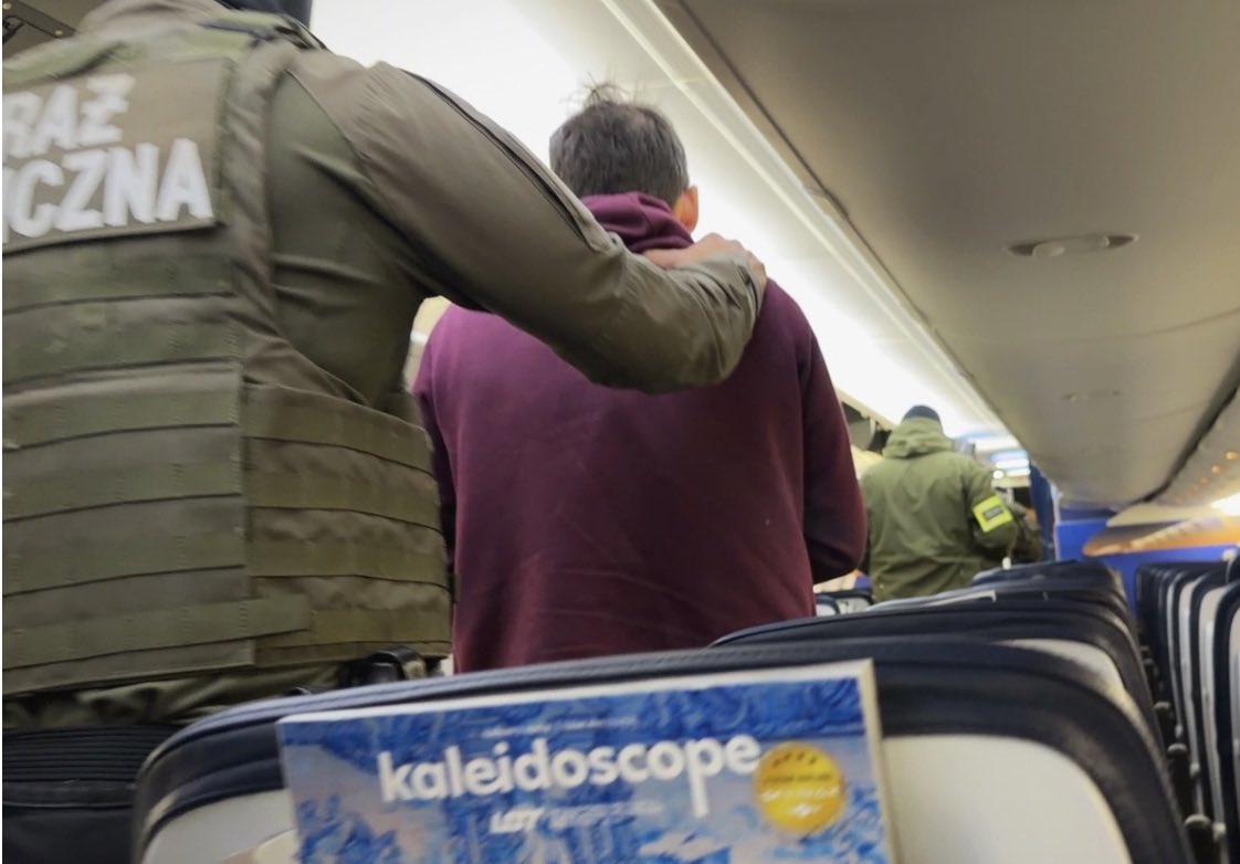 🇵🇱Polska. Obywatel Ukrainy podejrzany o 77 przestępstw przekazany z Hiszpanii