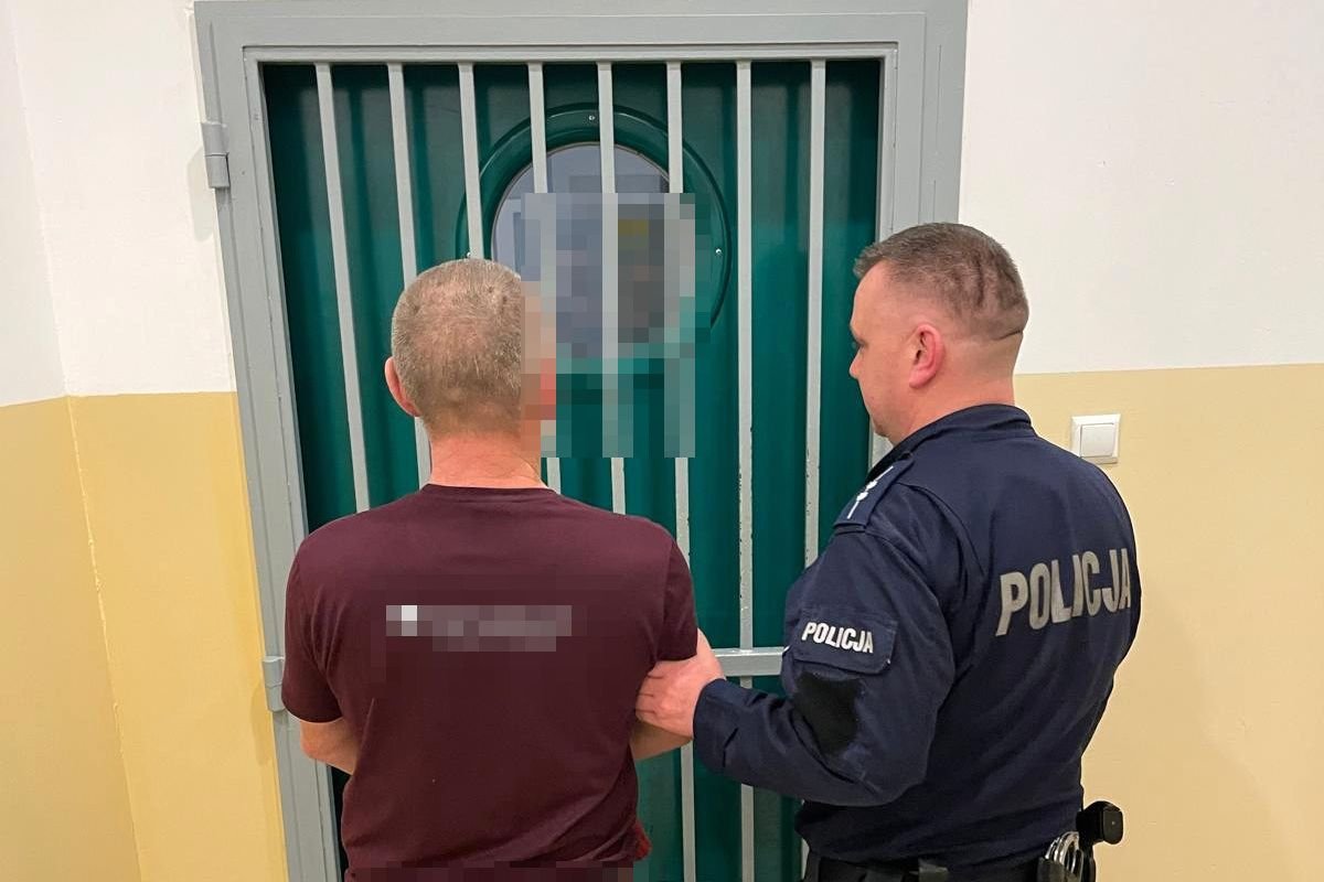 Polska: Piaseczno. Ukrainiec zaatakował kuriera i ukradł mu terminal płatniczy