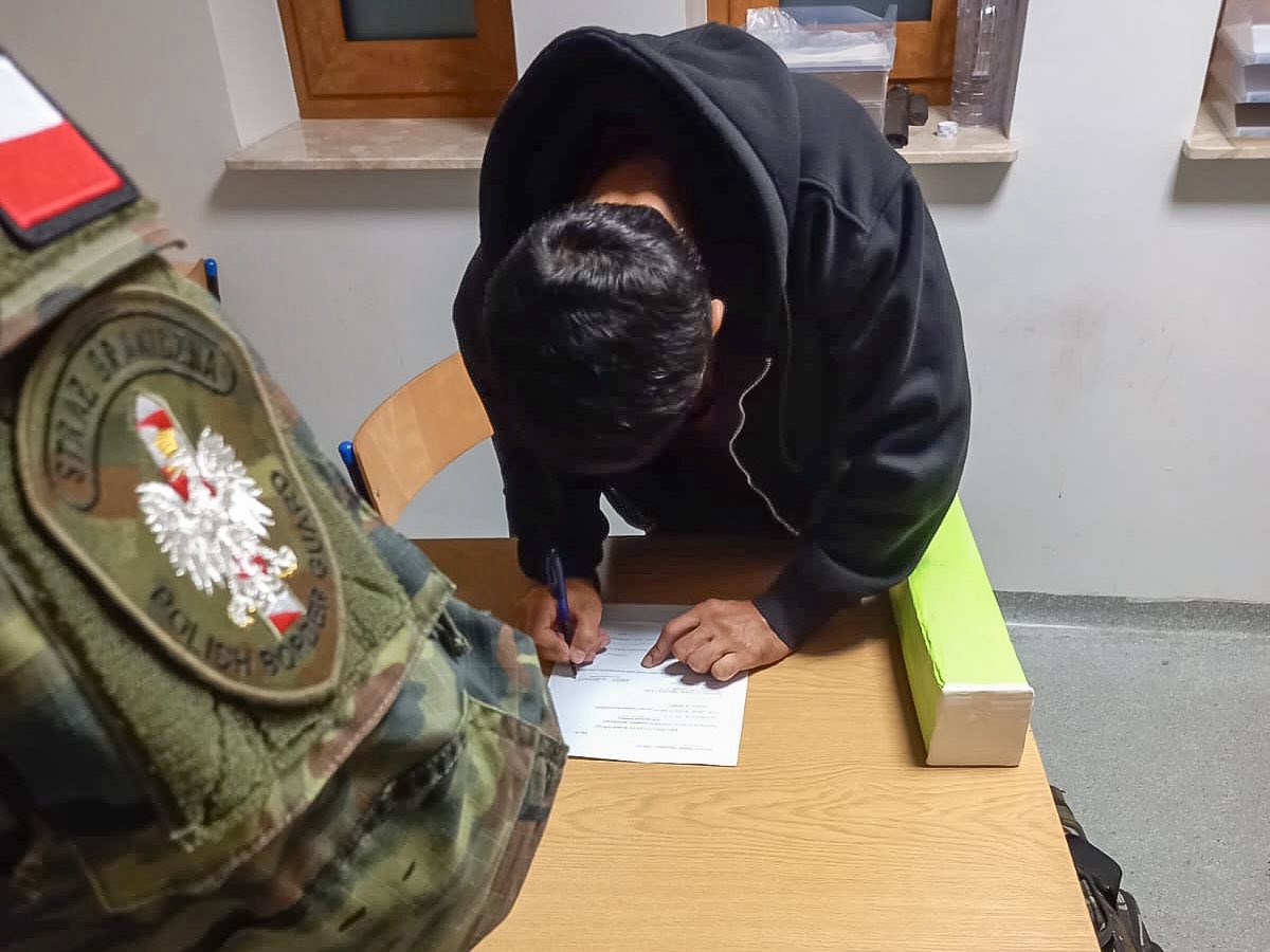 🇵🇱Polska. Pięciu cudzoziemców wydalonych po przestępstwach