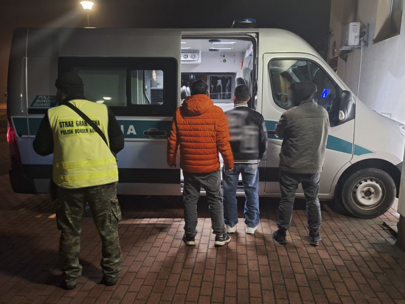 Polska: Powiat suwalski. Ukrainiec przewoził trzech nielegalnych imigrantów z In