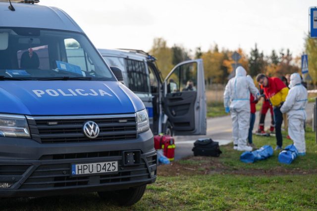 Polska: Poznań. Zwłoki mężczyzny z ranami szyi i klatki piersiowej na przejściu dla pieszych, zatrzymano 48-letniego Ukraińca