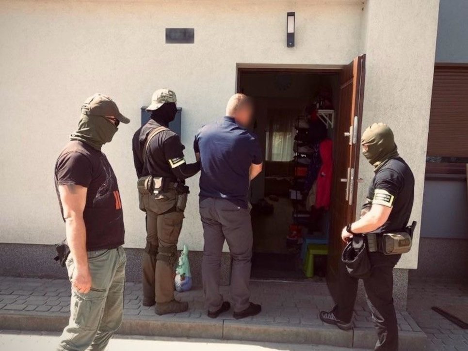 Polska: Rozbito gang legalizujący pobyt nielegalnych imigrantów z Kolumbii