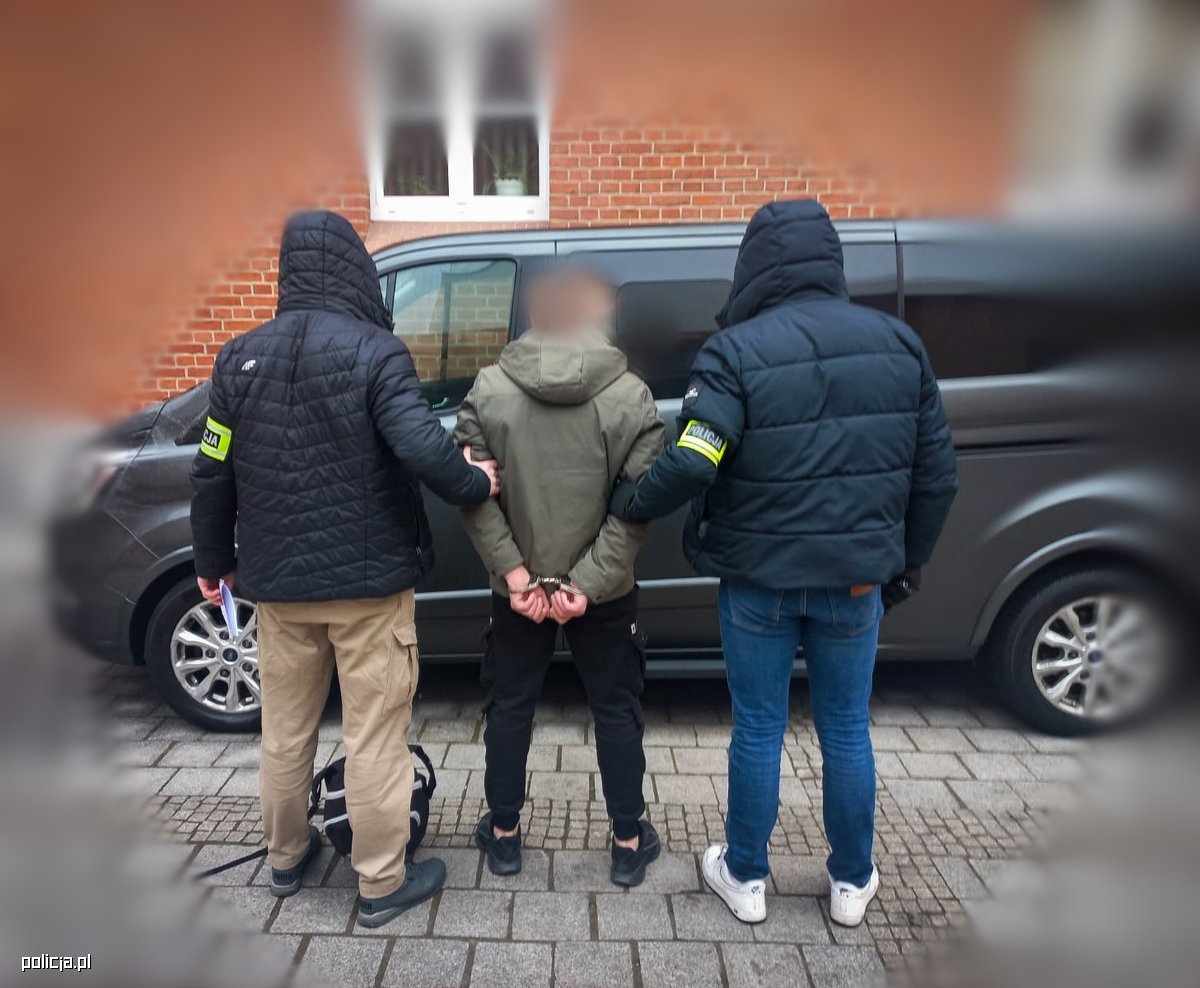 🇵🇱Polska: Sokółka. Ukrainiec zatrzymany za oszustwo „na wnuczka” na 100 tys. dolarów