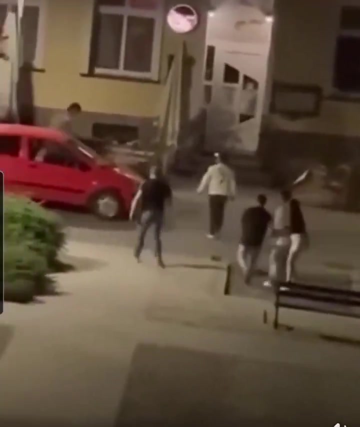 🇵🇱Polska: W nocy 5/6 lipca doszło do bójki, w której 41-letni Polak został śmiertelnie ugodzony nożem