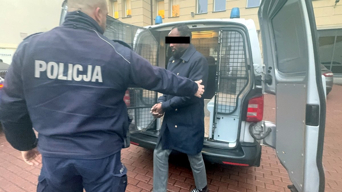 Polska: Warszawa. 33-letni Kongijczyk mieszkający we Francji zatrzymany za oszustwo na 120 tys. euro