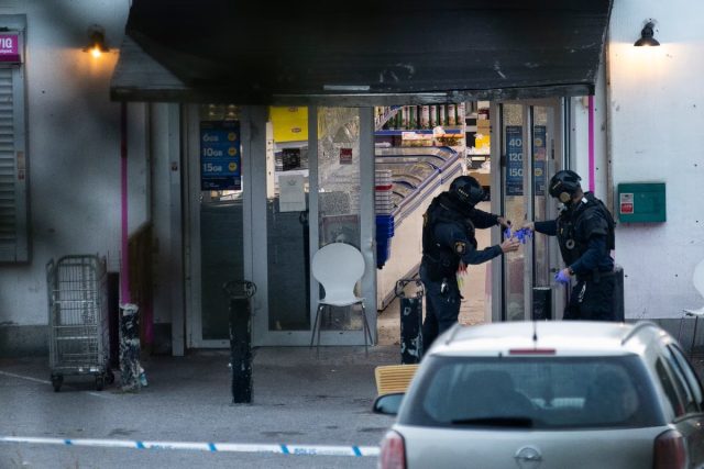 Szwecja: Södertälje. Granat wrzucony do sklepu, ranni, zatrzymano 16-latka
