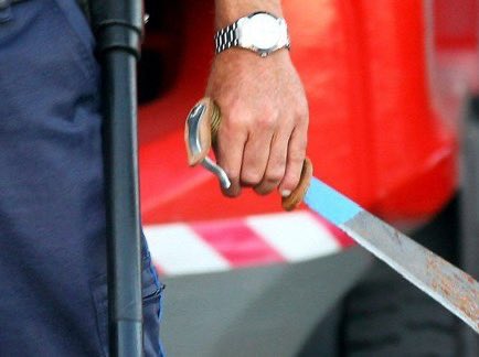 🇫🇷Francja: Tuluza. Obciął ofierze cztery palce maczetą, sąd zostawił go na wolności