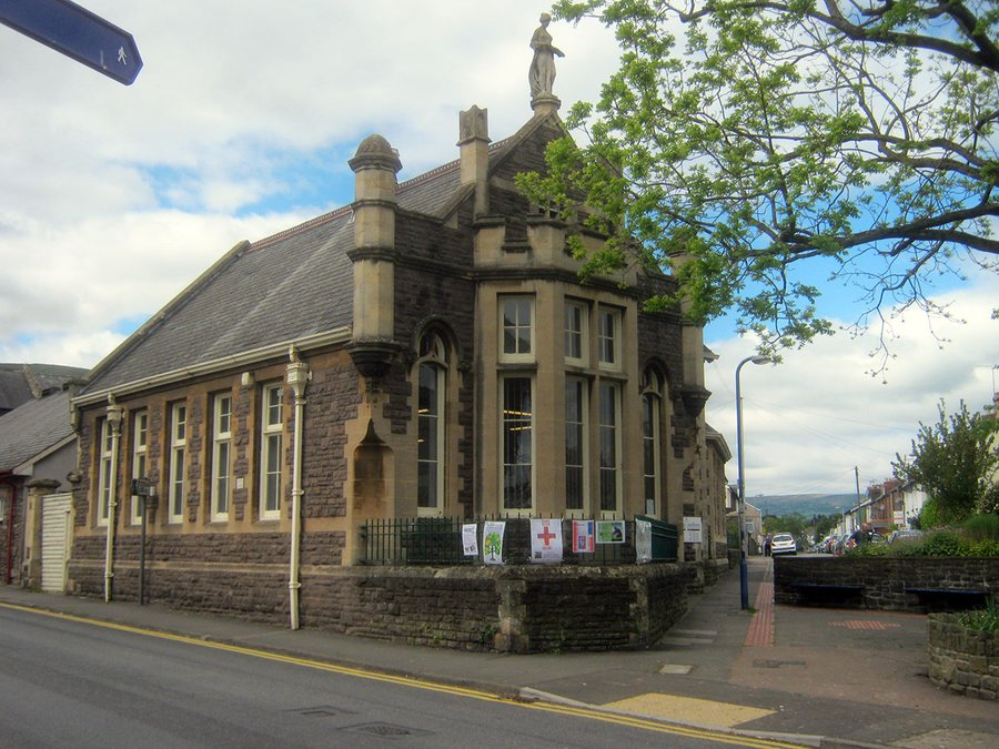 🇬🇧Wielka Brytania: Abergavenny. Historyczną Bibliotekę Carnegie przerobią na meczet