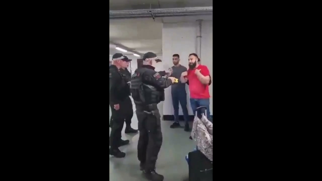 🇬🇧Wielka Brytania: Bracia oskarżeni o napaść na policjantów uniknęli kolejnego procesu