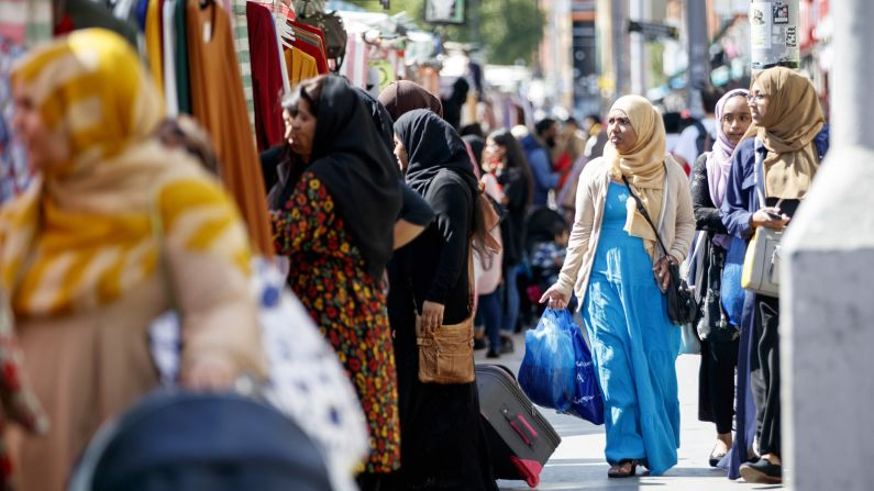 Wielka Brytania: Imigracja odpowiada za 98% wzrostu populacji