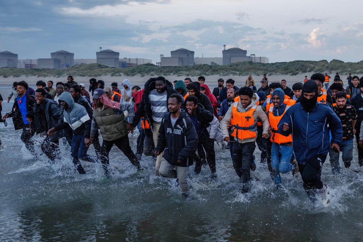Wielka Brytania: Kent. Większość sprawdzonych nieletnich migrantów okazała się dorosłymi