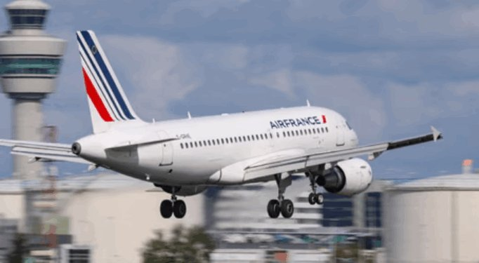 Wielka Brytania: NGOsy uczą migrantów sabotować deportacje do Francji