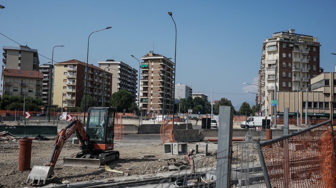 🇮🇹Włochy: Turyn. 42-letni Bangladeszczyk oskarżony o napaść seksualną na 13-latkę zwolniony z aresztu